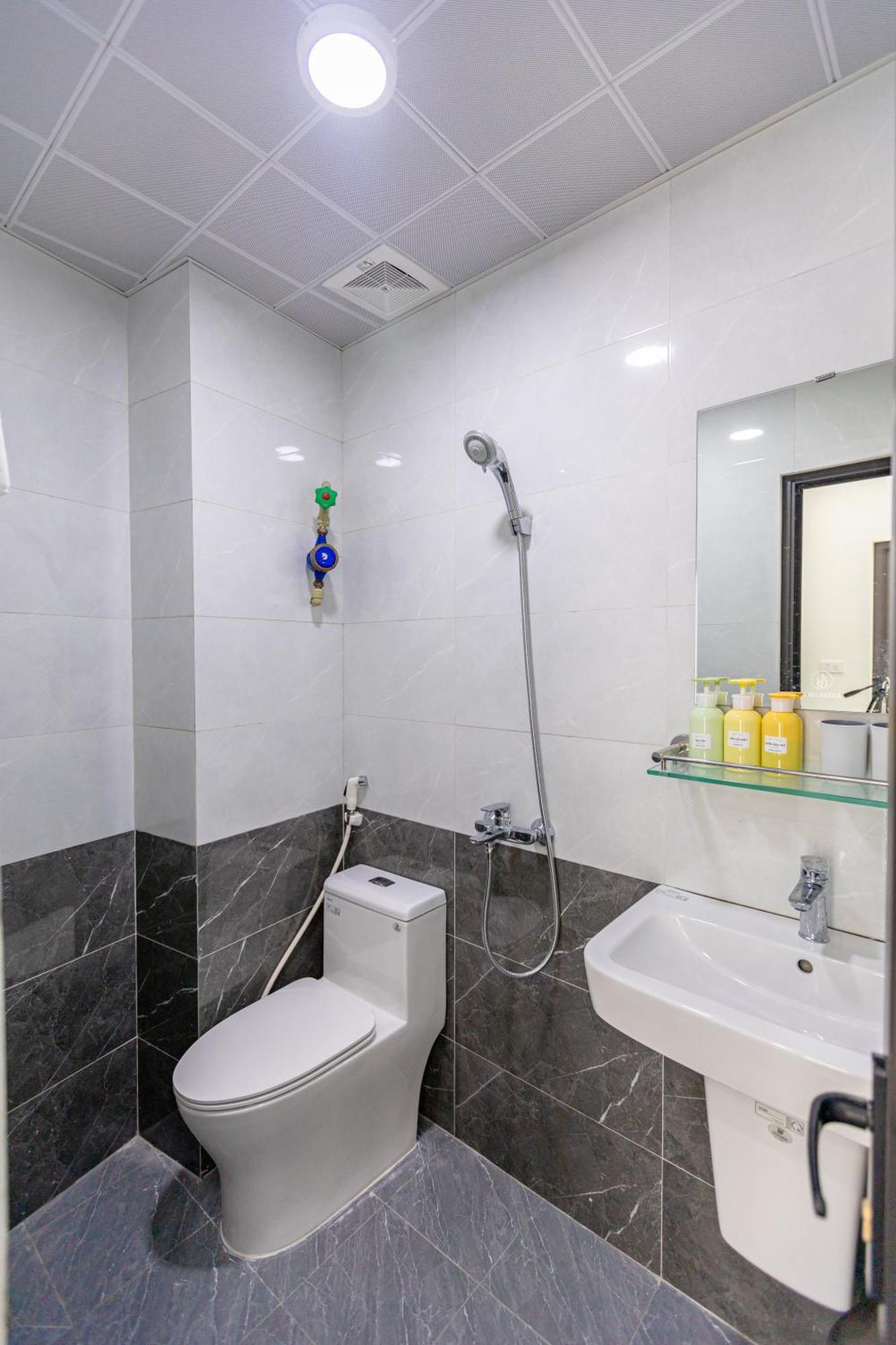 Hera Palace Apartment - Ba Dinh Hanoi Zewnętrze zdjęcie